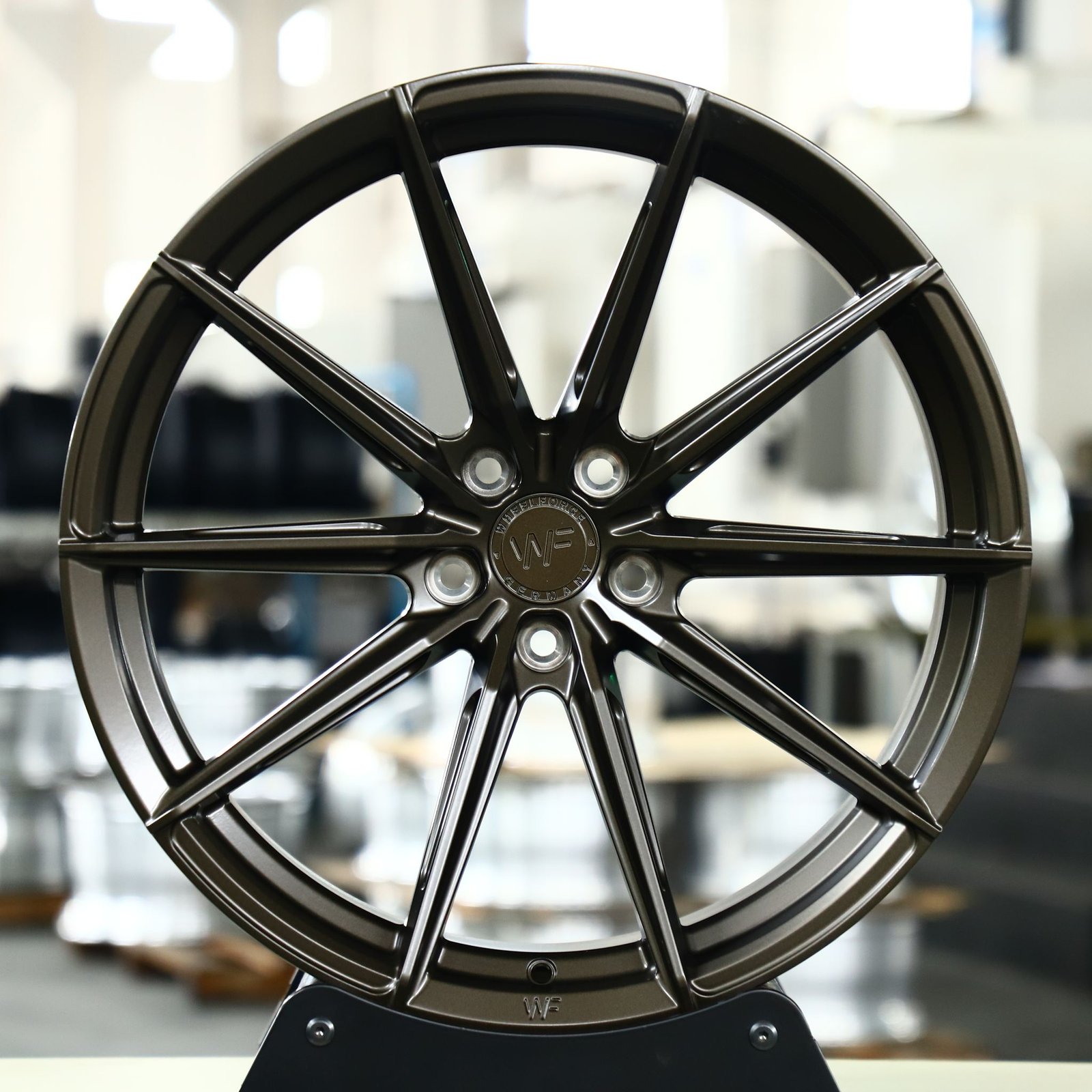 Audi RS3 wheels – WF Bronze 10-Spoke, front view
