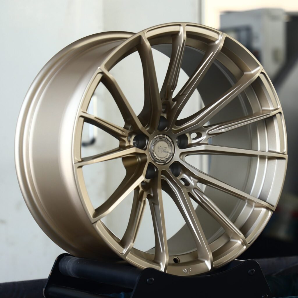 BMW M3 G80 wheels – Bronze 5 W-Spoke (WF CF.4-FFR-Style), angled view