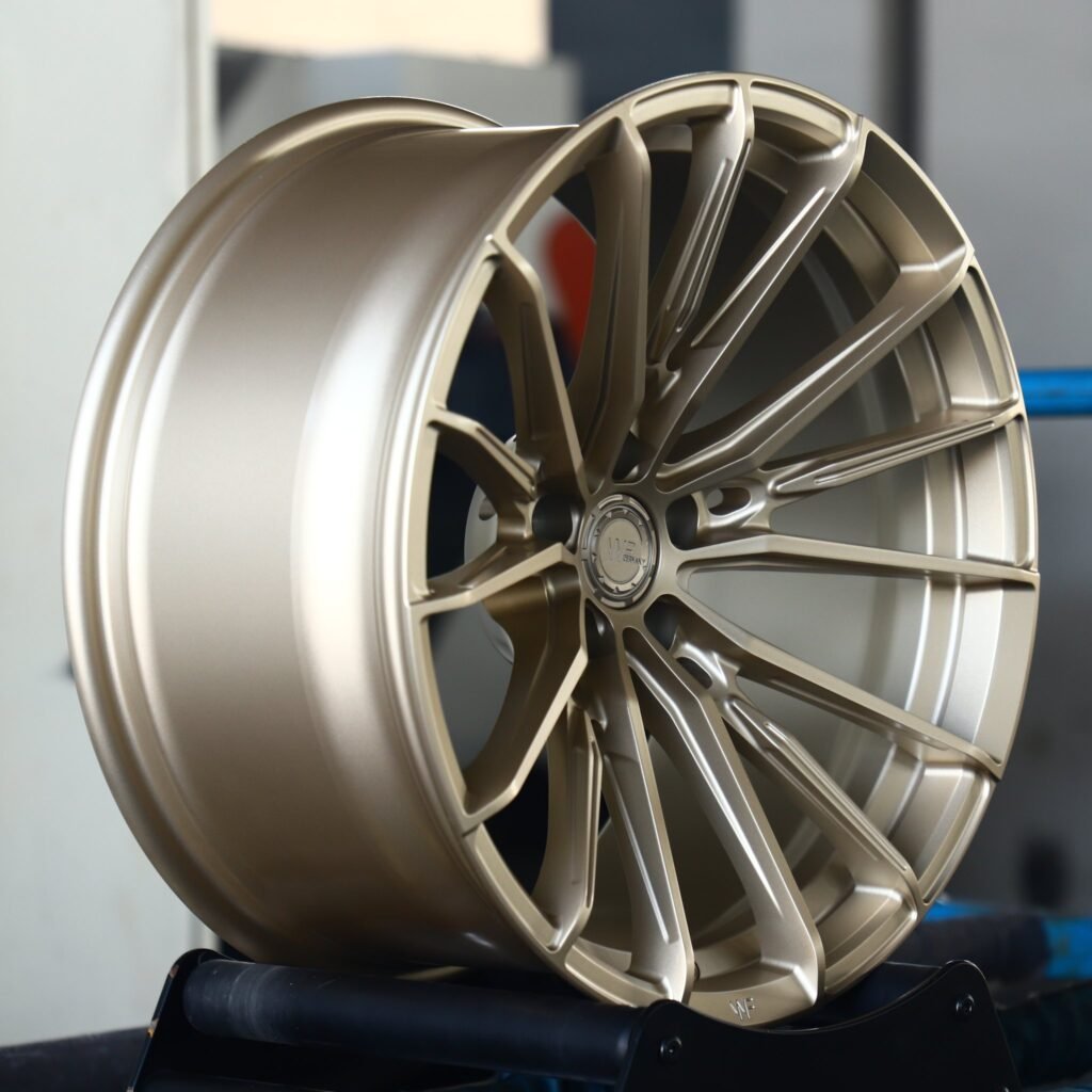 5x112 wheels – Bronze 5 W-Spoke (WF CF.4-FFR-Style), side view
