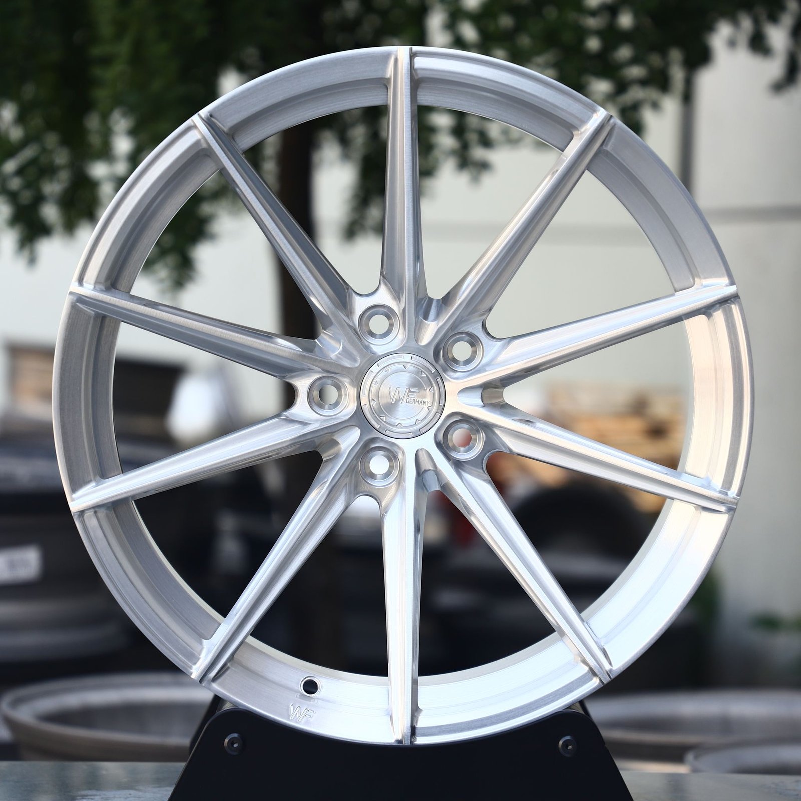 Audi RS3 wheels – WF Brushed Silver 10-Spoke, front view