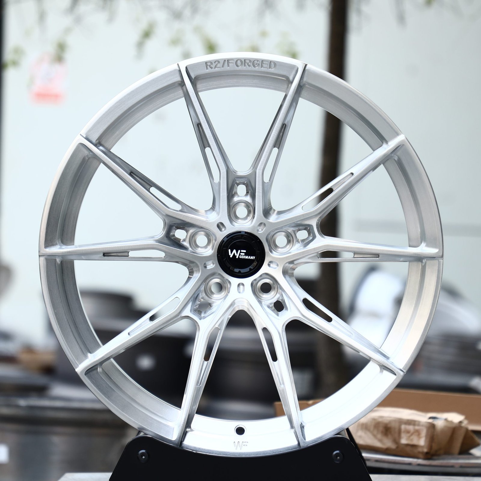Audi RS3 wheels – Brushed Silver 5 Y-Spoke Side-Milled (WF R2-Style), front view