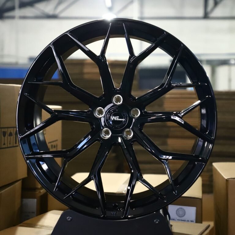 Audi RS3 wheels – WF Gloss Black 10 Y-Spoke, front view