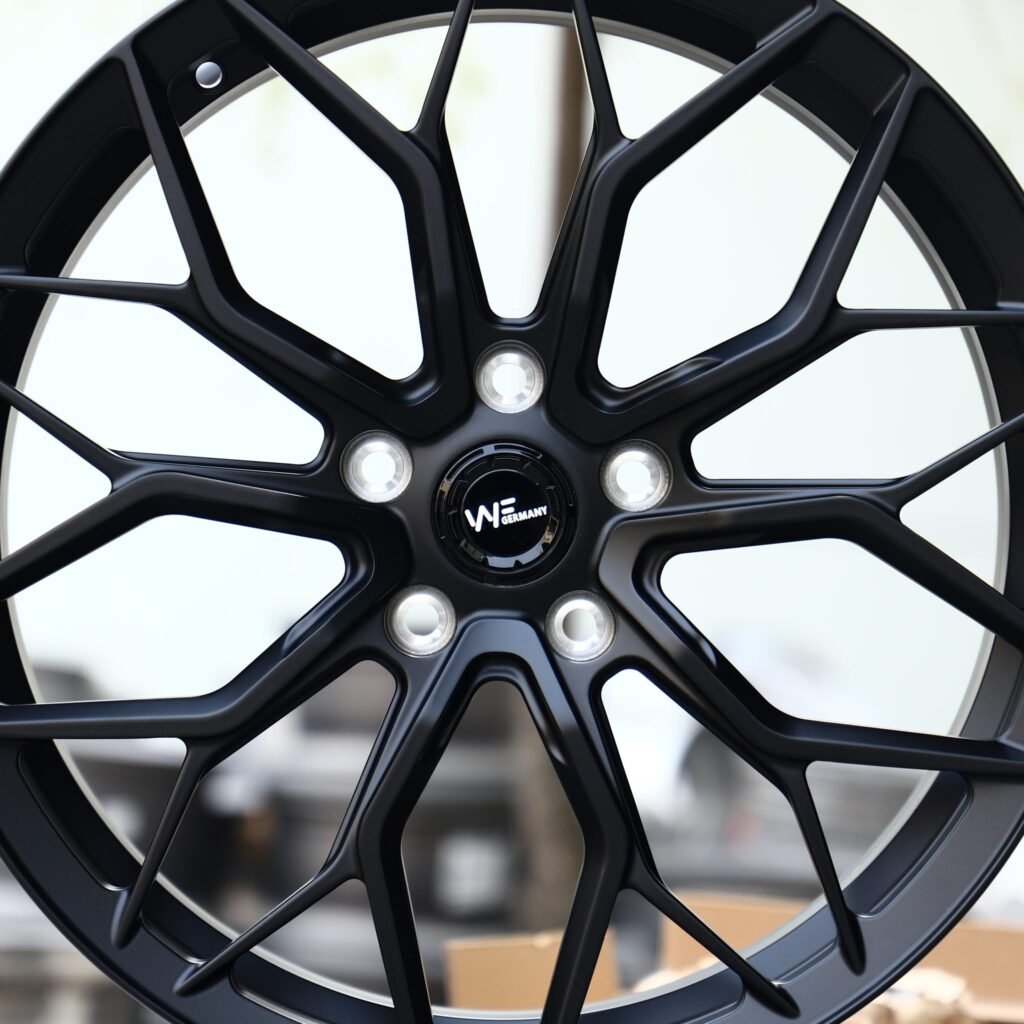 Audi A4 B9 wheels – WF Matte Black 10 Y-Spoke, lip and barrel detail