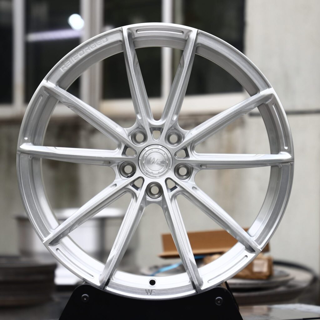 BMW M2 G87 wheels – Matte Silver 10-Spoke (WF CF.4-FFR-Style), front view