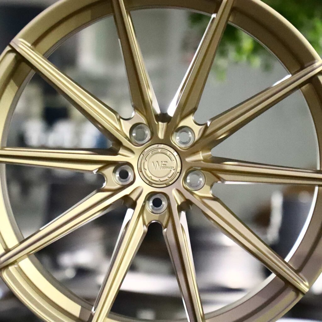 Audi A4 B9 wheels – WF Pale Gold 10-Spoke, lip and barrel detail