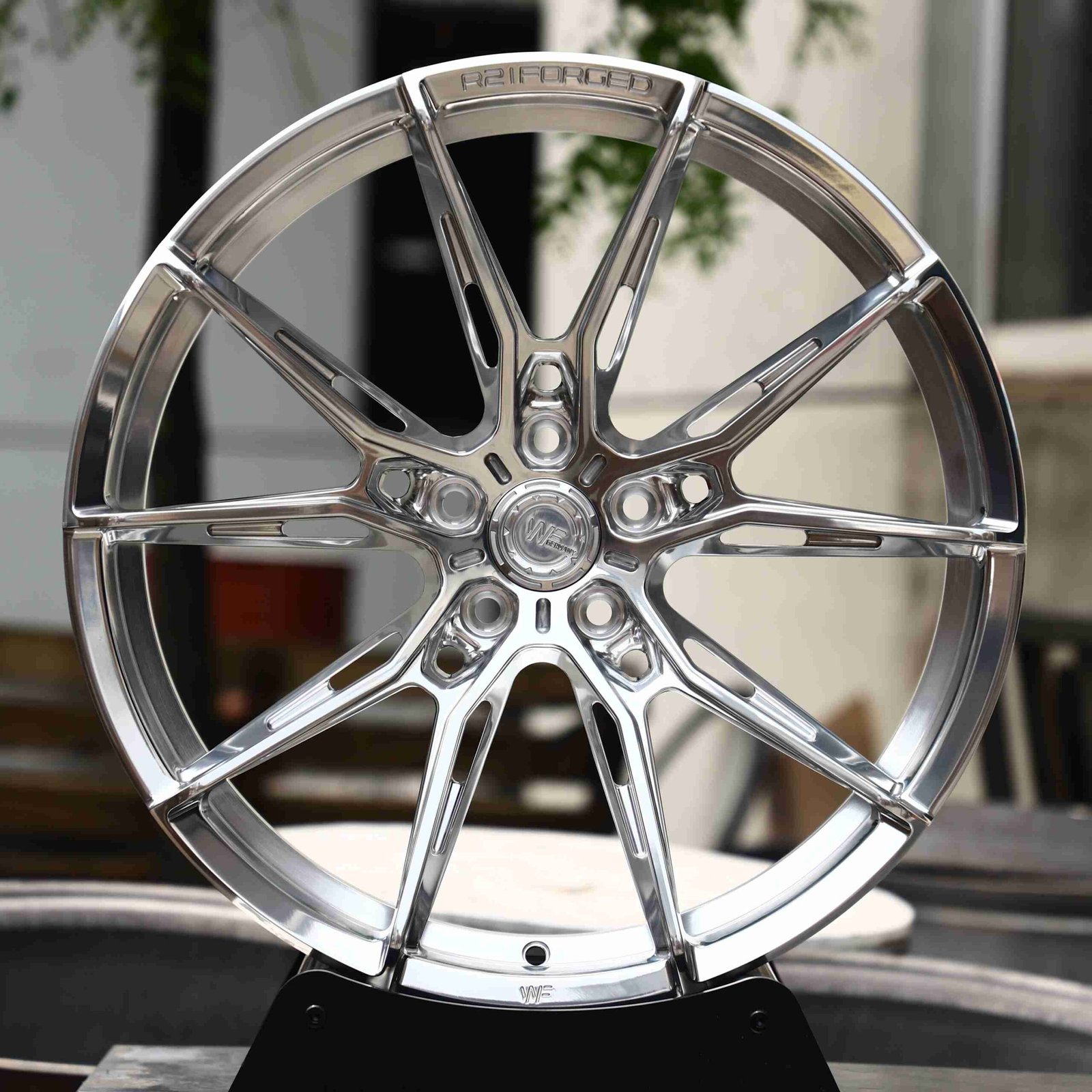 Audi RS3 wheels – Mirror Polished Silver (WF R2-Style), front view