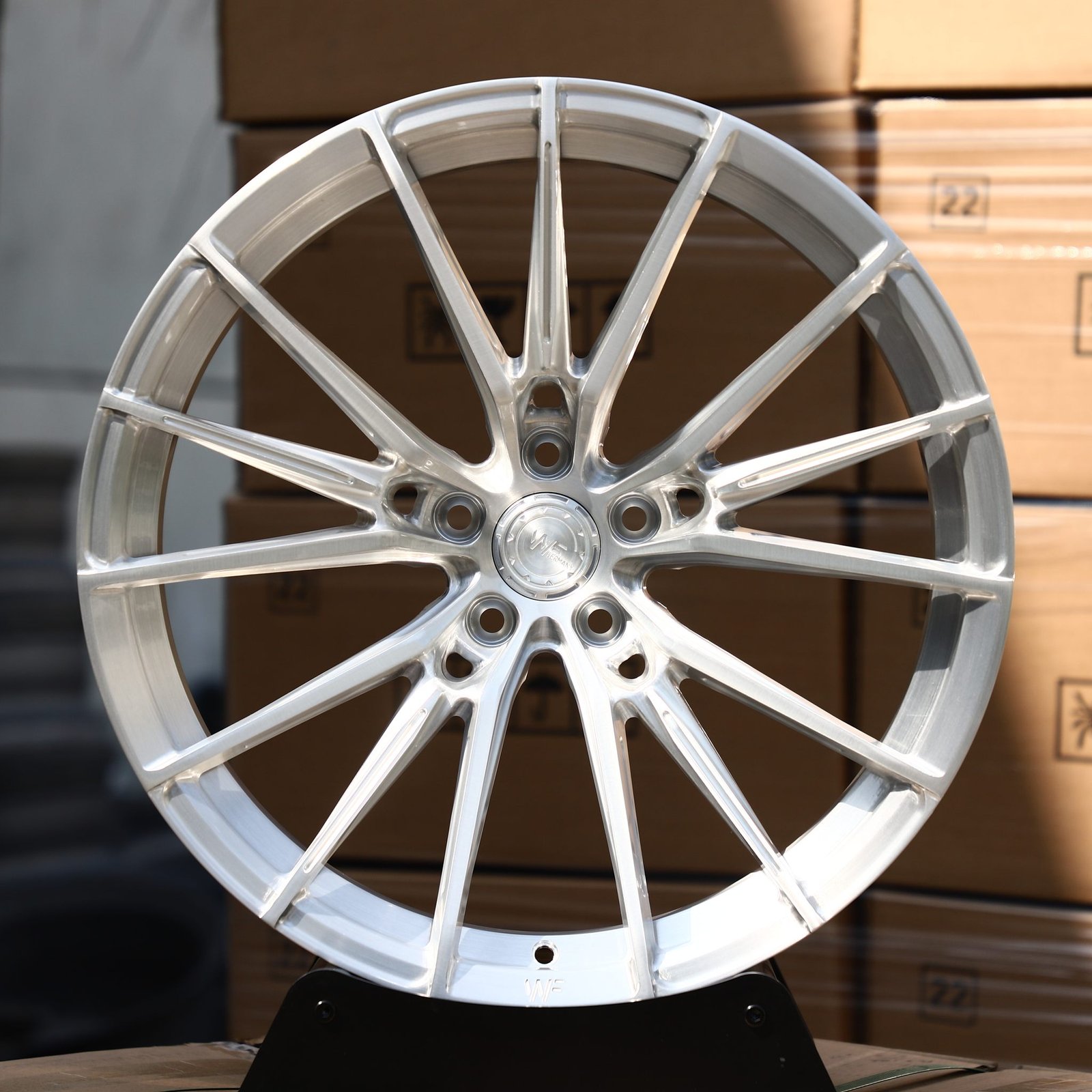 Porsche 911 wheels – Brushed Silver 5 W-Spoke Concave (Wheelforce-Style), front view