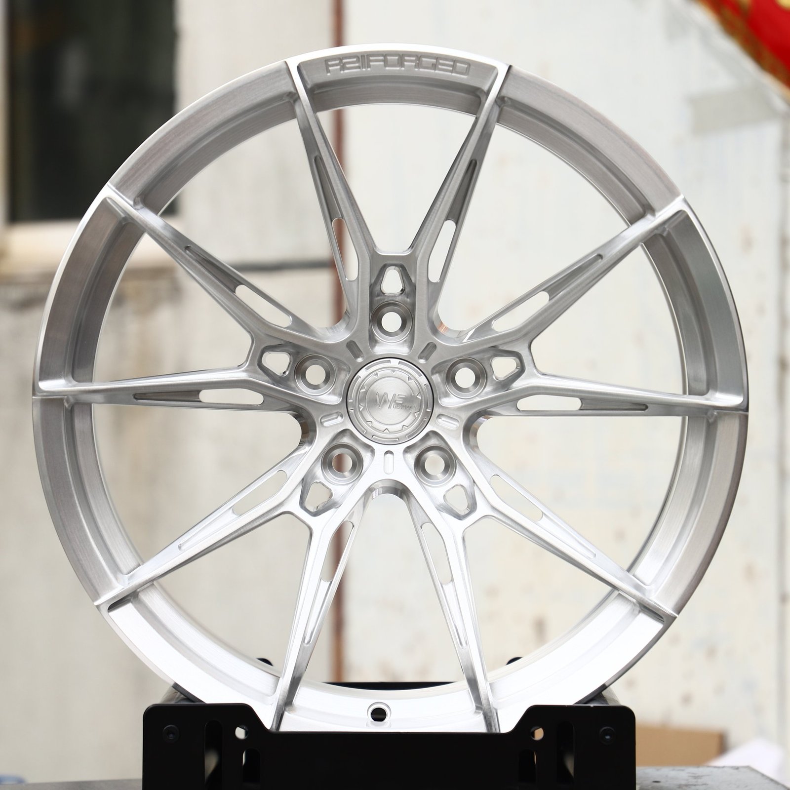 Porsche 911 wheels – Brushed Silver Side-Milled 5 Y-Spoke (Wheelforce-Style), front view