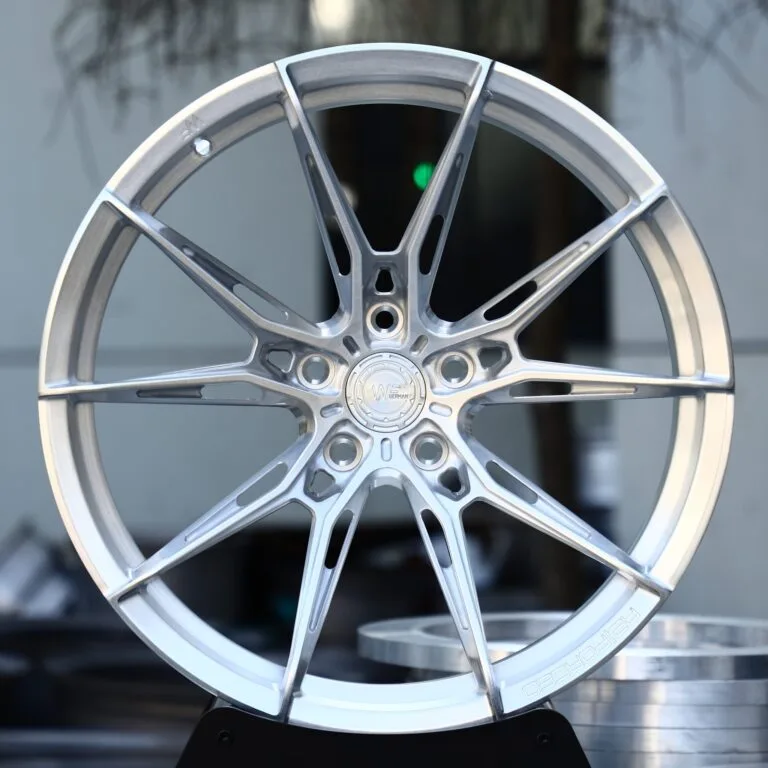 Porsche 911 wheels – Brushed Silver Side-Milled Multi-Spoke (Wheelforce-Style), front view