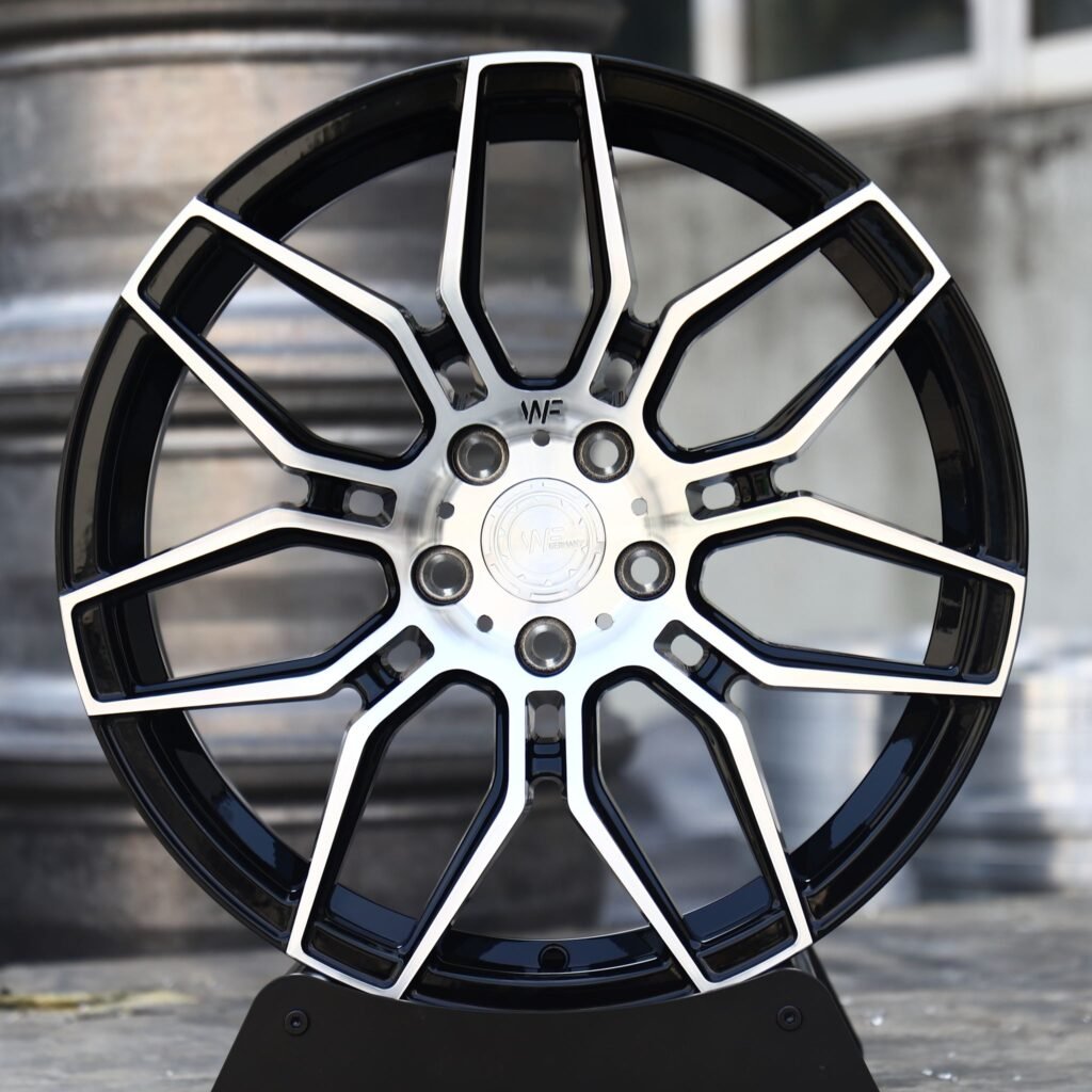 Porsche 911 wheels – Gloss Black Machined Petal (Wheelforce-Style), front view