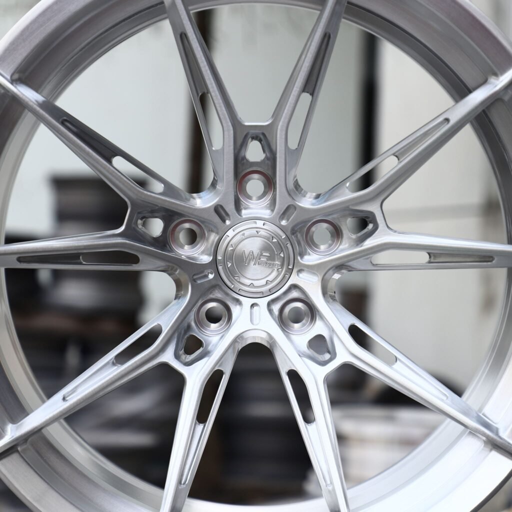 BMW M4 F82 wheels – Hyper Silver Side-Milled 5 Y-Spoke (Wheelforce-Style), lip and barrel detail