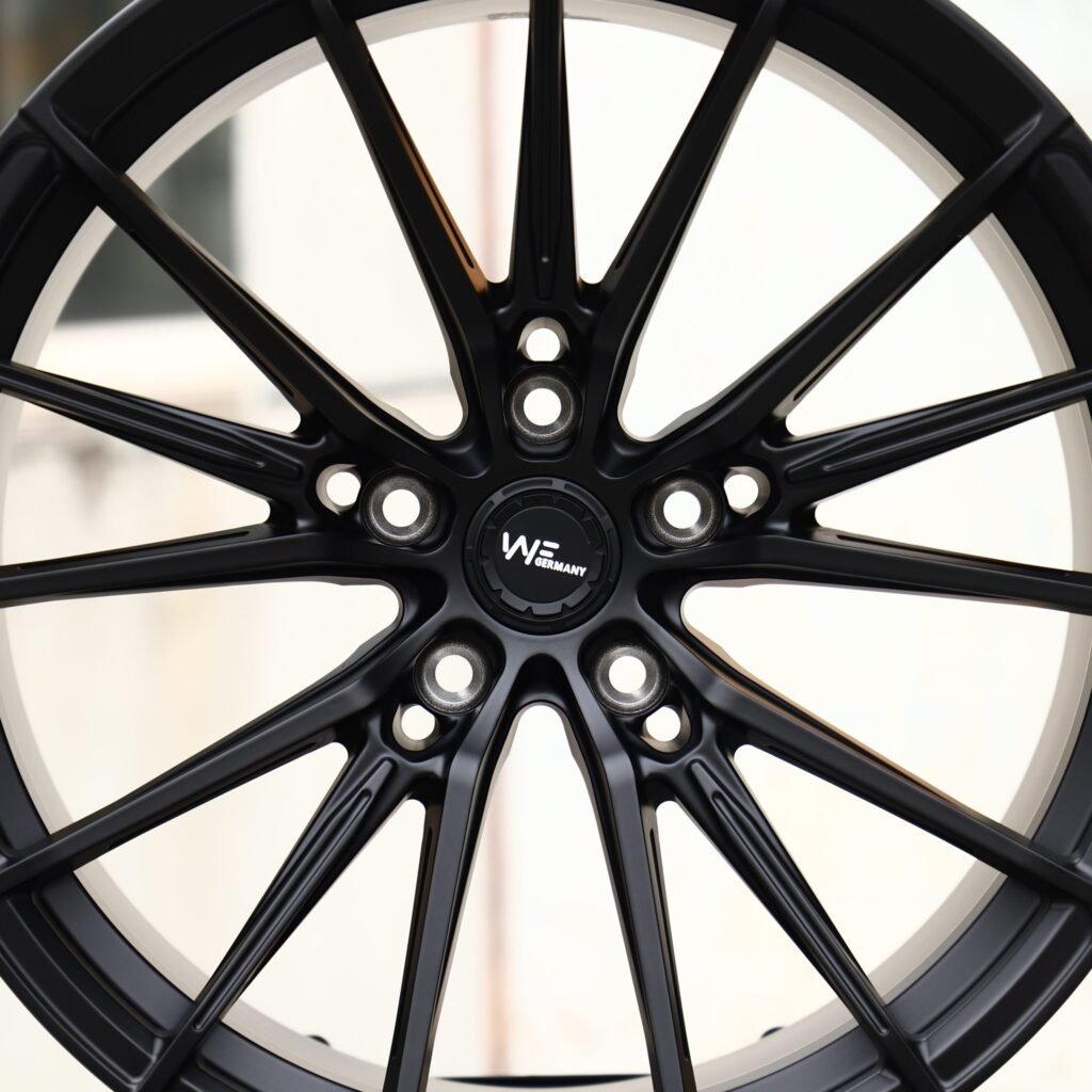 BMW M4 F82 wheels – Satin Black 5 W-Spoke (Wheelforce-Style), lip and barrel detail