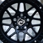 ANK-75980 — спицы крупным планом