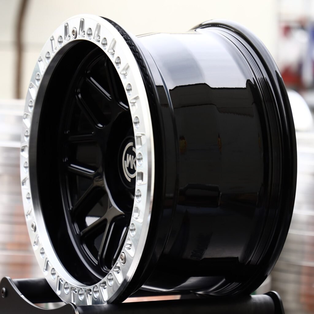 5x127 wheels – Gloss Black / Polished Mesh Beadlock (WK-Style), side view