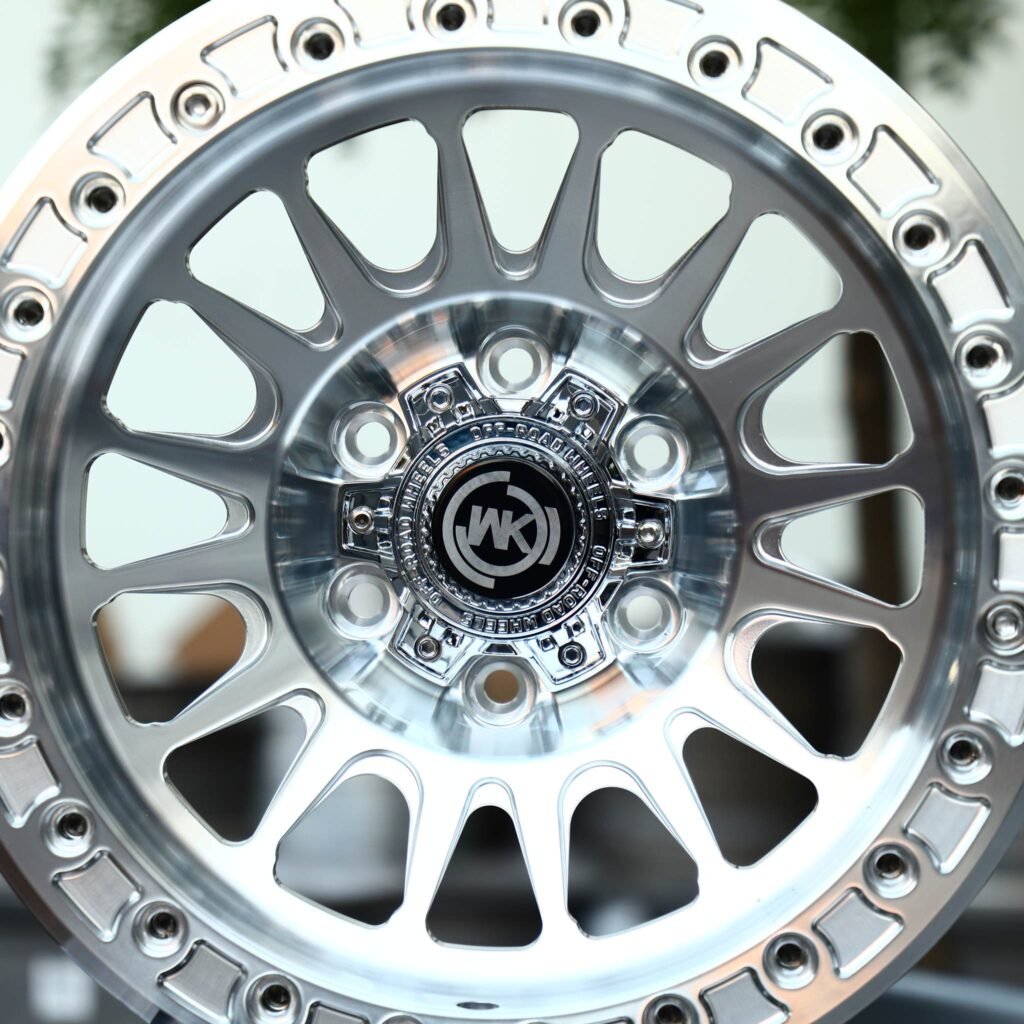 Toyota Tacoma wheels – WK Wheels Matte Black Beadlock, lip and barrel detail