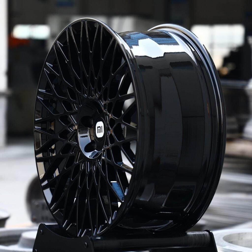 Xiaomi SU7 wheels – Gloss Black Lattice Mesh (Xiaomi OEM-Style), lip and barrel detail
