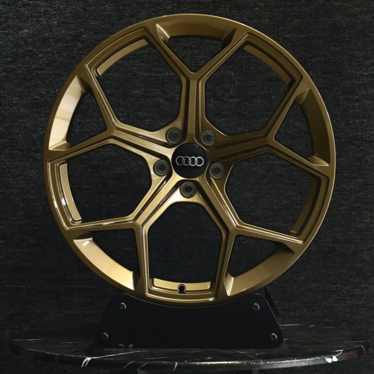 BMW M3 G80 wheels – Yellow / Green 5 Y-Spoke, front view