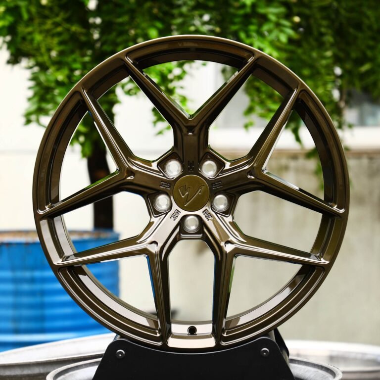 Tesla Model 3 wheels – Yellow / Green 5 Y-Spoke, front view