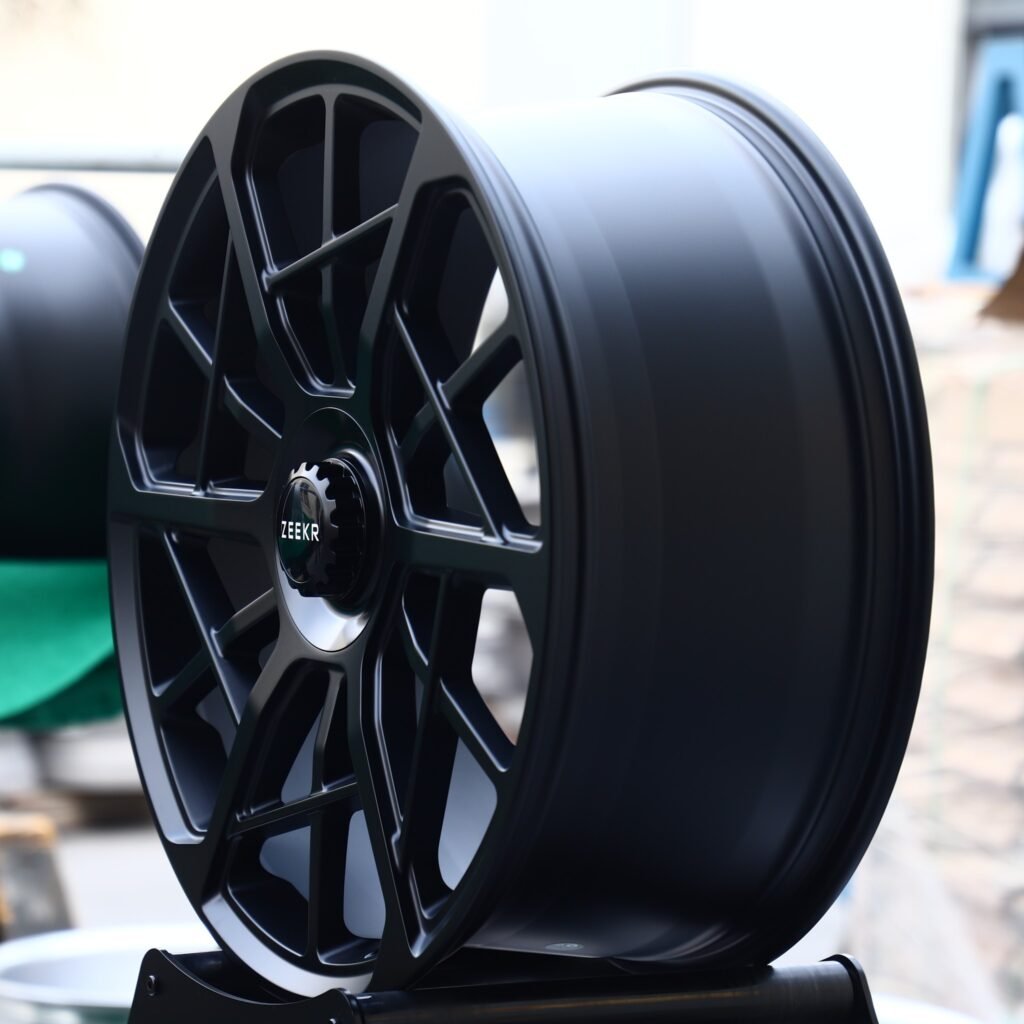 5x108 wheels – Matte Black 10-Spoke (Zeekr OEM-Style), side view