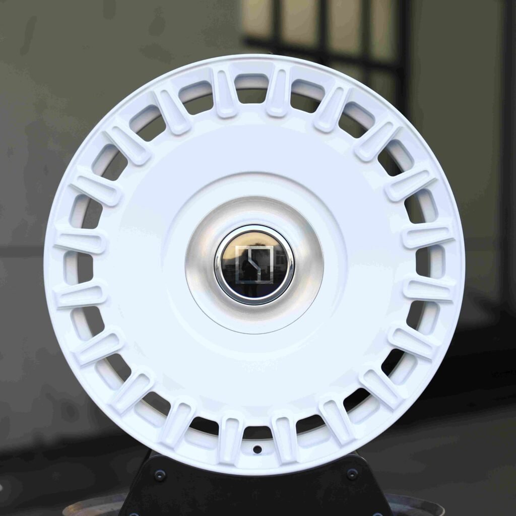 Zeekr Style Gloss White Full-Face Forged Wheels - Zeekr 001 / Zeekr 009 Fitment (5-Lug) Monoblock forged wheel