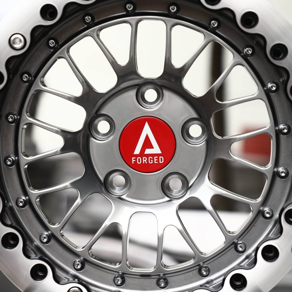 Tesla Model 3 wheels – Gunmetal / Polished Mesh Beadlock (A Forged-Style), lip and barrel detail