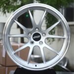 APEX-Style Bright Silver 10-Spoke Polished Lip Forged Wheels – Mercedes-Benz E-Class / BMW 5 Series Fitment (5-Lug)