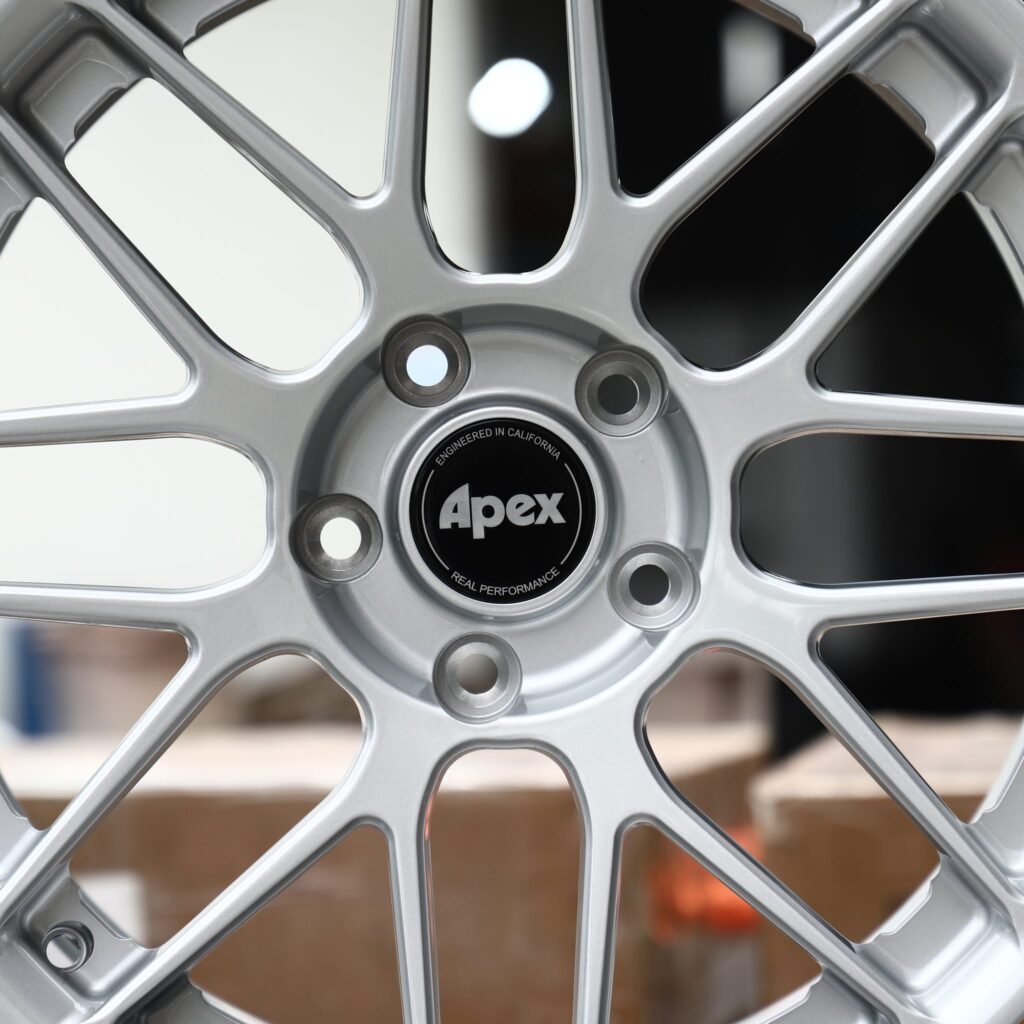 Mazda MX-5 Miata NA wheels – Bright Silver 8 Twin-Spoke Mesh (APEX-Style), lip and barrel detail