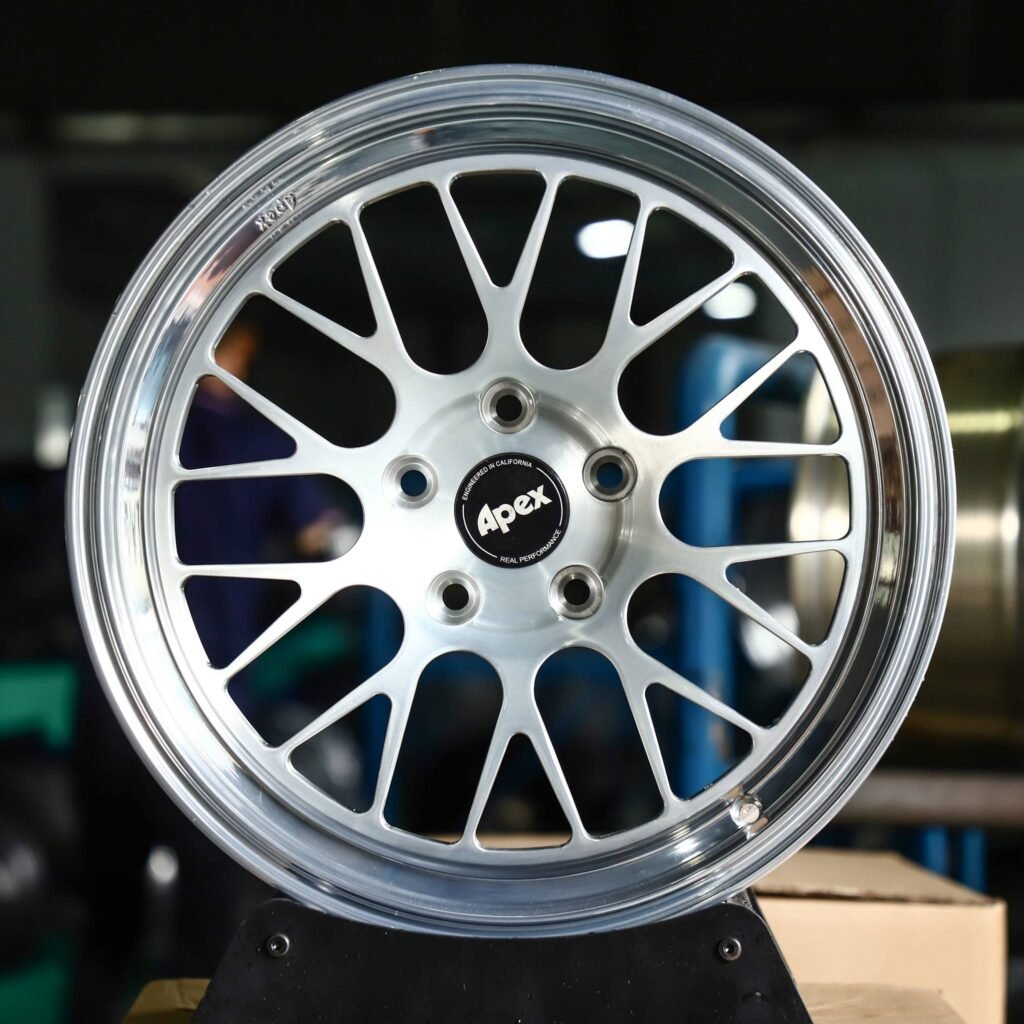 Lexus IS wheels – Brushed Silver Mesh Polished Deep Lip (APEX-Style), front view