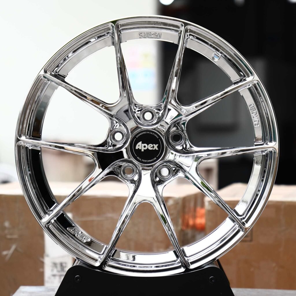 Lexus IS wheels – Chrome 5 Y-Spoke (APEX-Style), front view