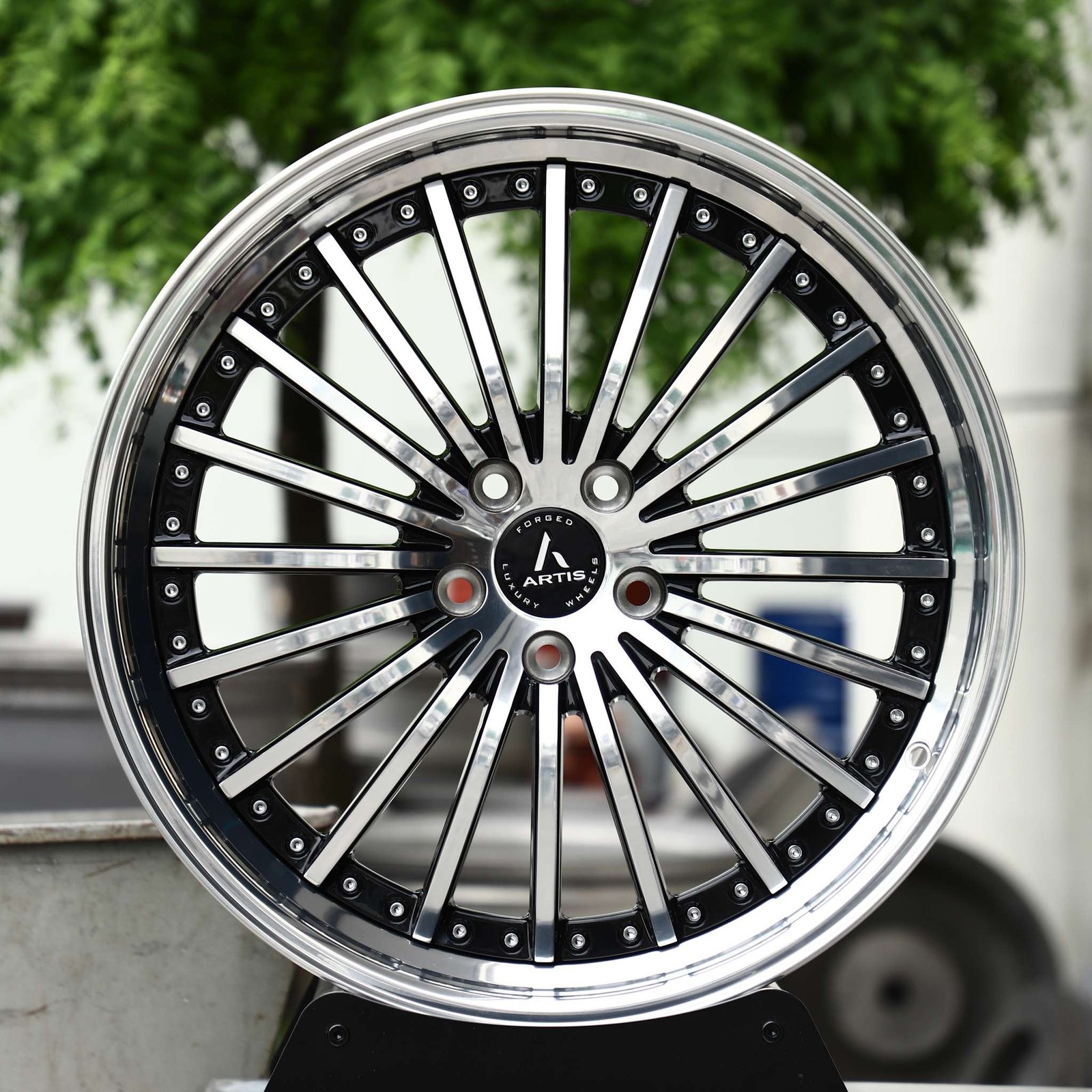 Mercedes-Benz S-Class wheels – Gloss Black Machined Multi-Spoke 2-Piece Riveted (Artis-Style), front view