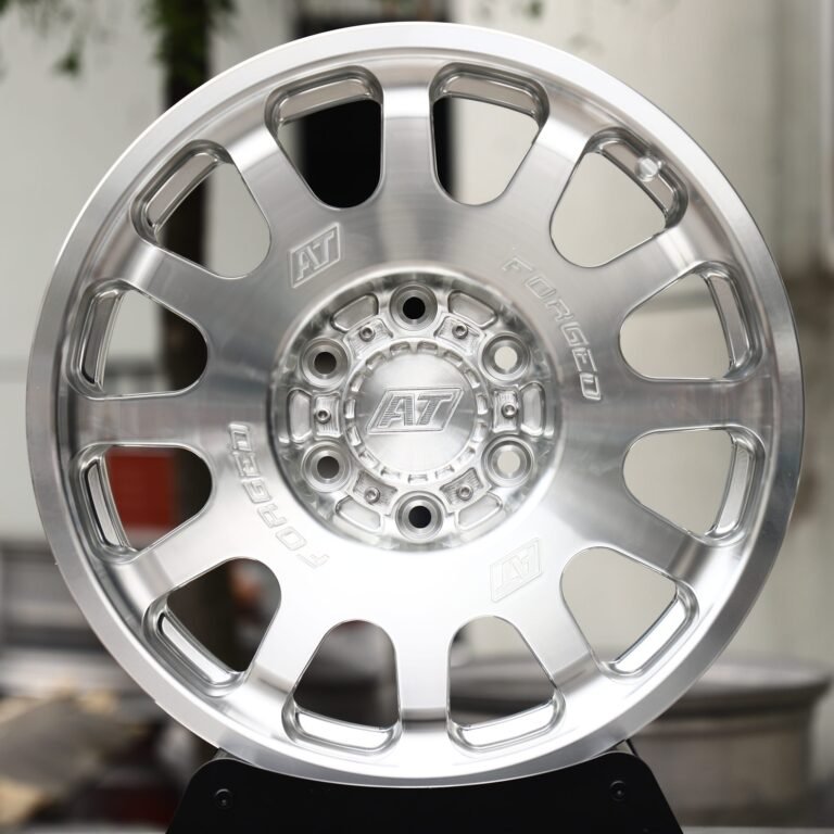 Chevrolet Silverado 1500 wheels – Brushed Silver 12-Spoke (AT-Style), front view