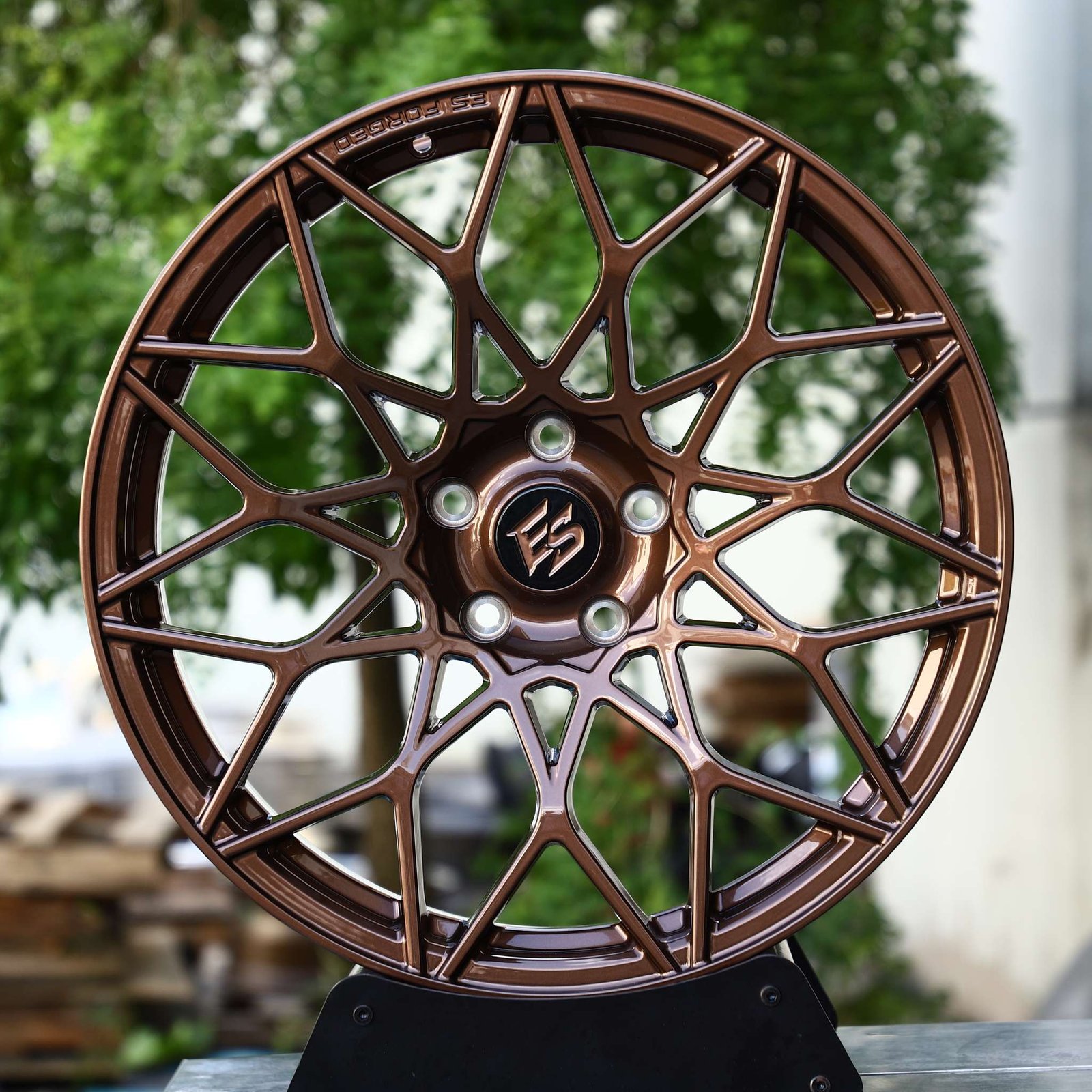 Audi A4 wheels – Bronze Chrome Y-Spoke Mesh, front view