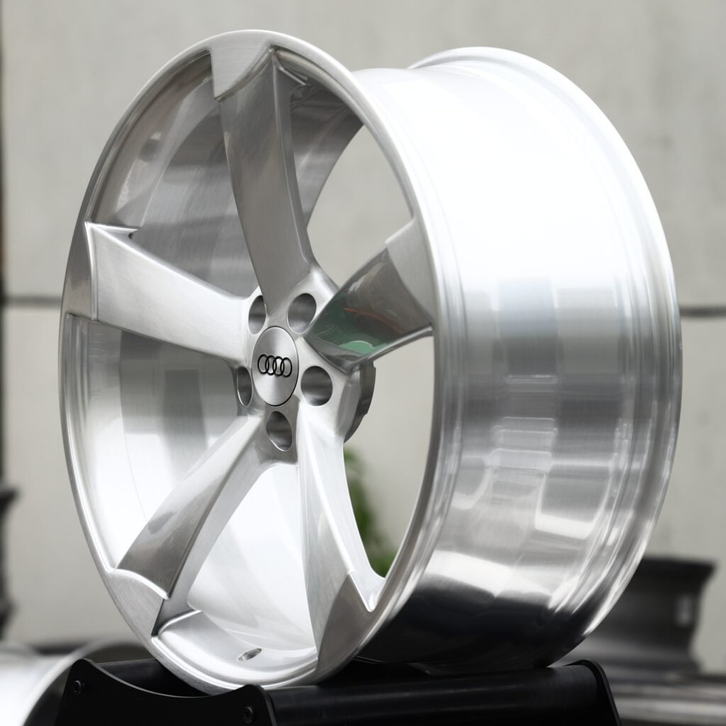 Audi A6 C8 wheels – Brushed Silver 5-Spoke Rotor Concave (Audi OEM-Style), angled view