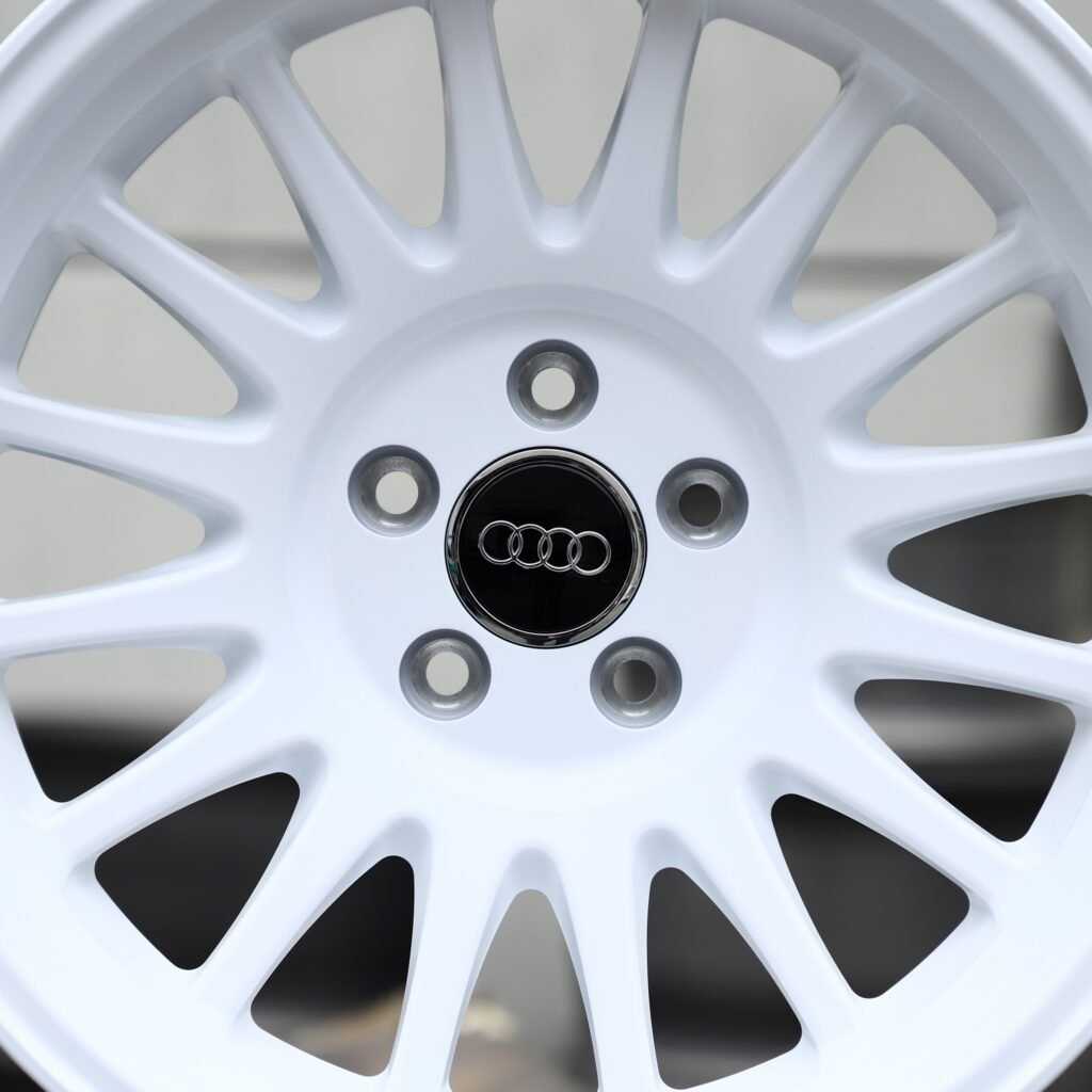 Audi A4 B9 wheels – Gloss White 15-Spoke Deep Lip (Audi OEM-Style), lip and barrel detail