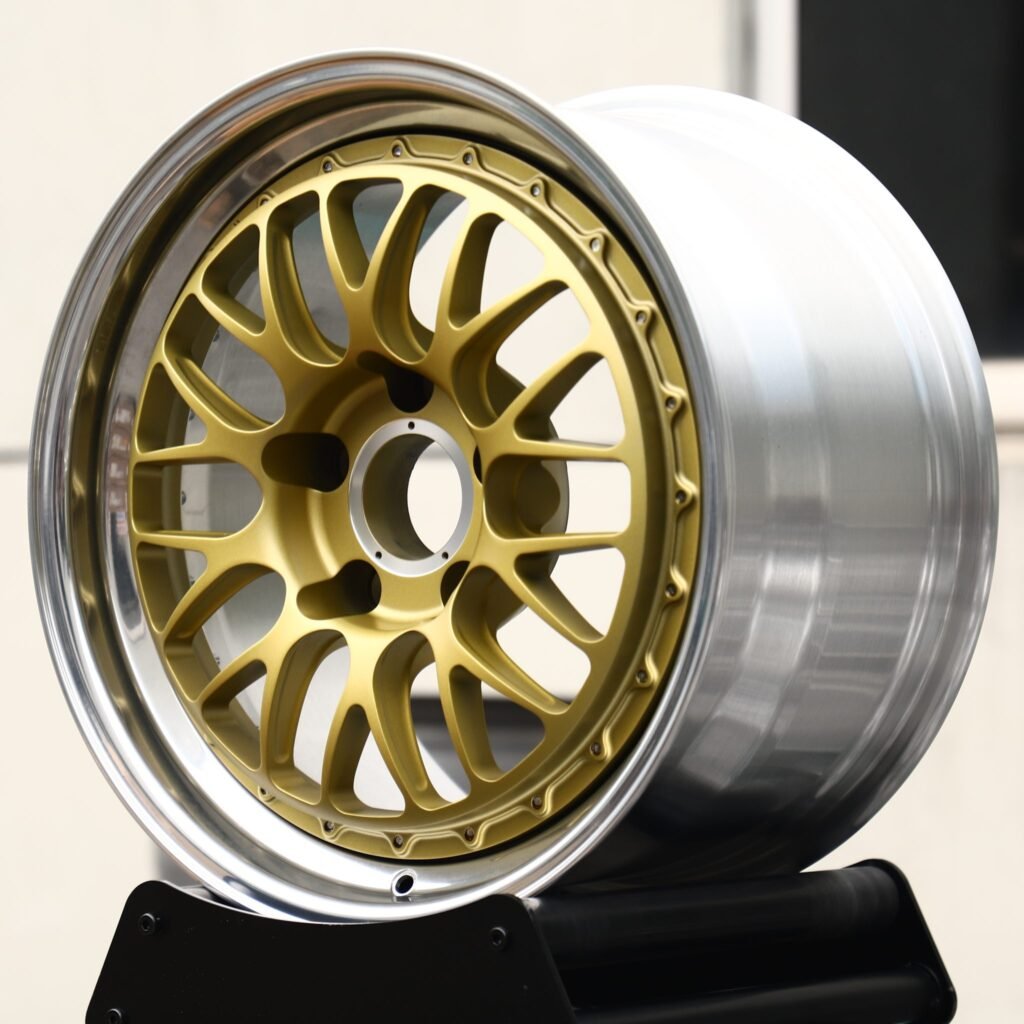 Porsche 911 wheels – Gold Cross-Spoke Mesh 2-Piece Polished Lip, angled view