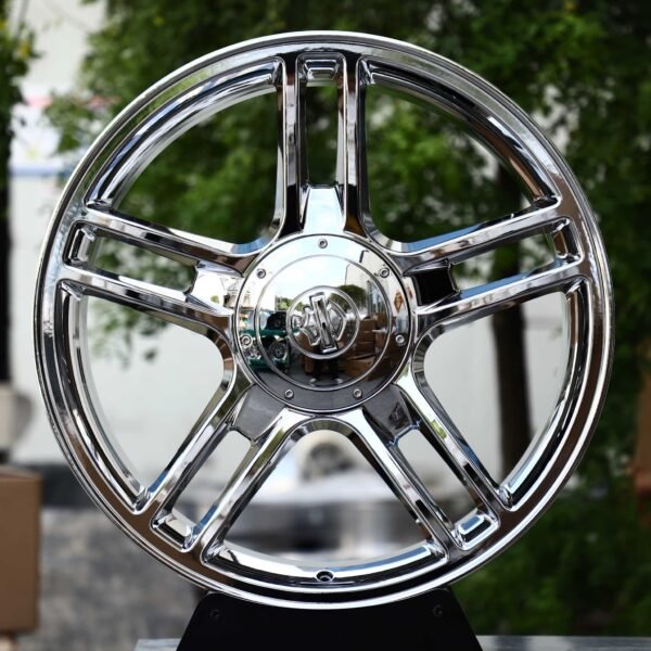 Audi RS3 wheels – Chrome Twin 5-Spoke, front view
