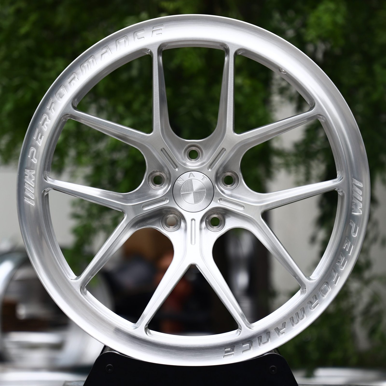 Audi S4 wheels – Brushed Silver 5 Y-Spoke Lettered Polished Lip, front view