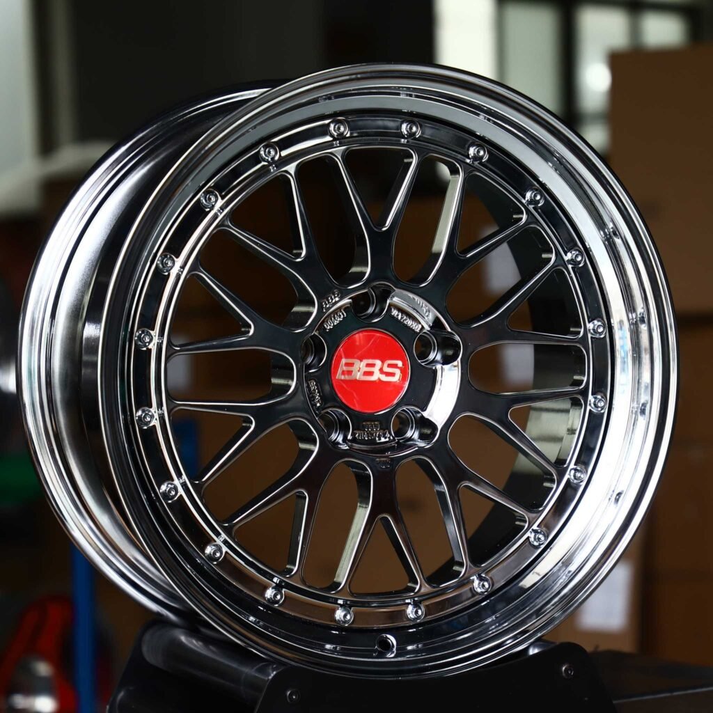 Mercedes E-Class wheels – 2-Piece Black Chrome Mesh Red Cap Polished Lip (BBS-Style), angled view