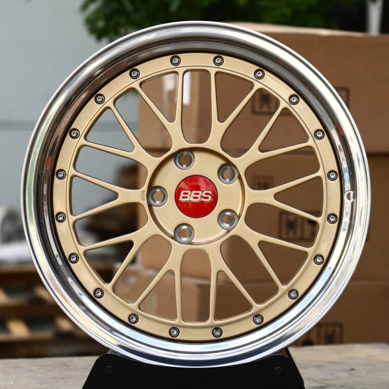 Mercedes CLS wheels – 2-Piece Gold Mesh Red Cap Polished Lip (BBS-Style), front view