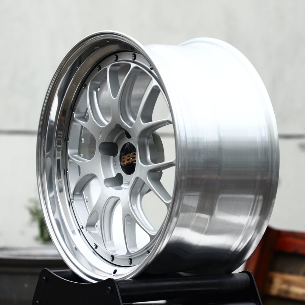 5x114.3 wheels – 2-Piece Silver Mesh Polished Lip (BBS-Style), side view