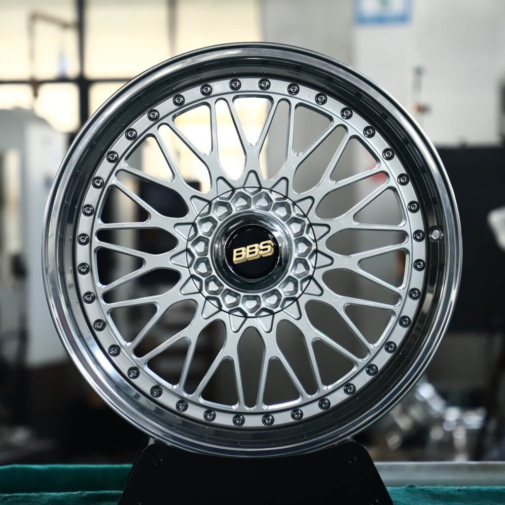 Audi A6 C8 wheels – 2-Piece Silver Mesh Riveted Polished Lip (BBS-Style), rear view