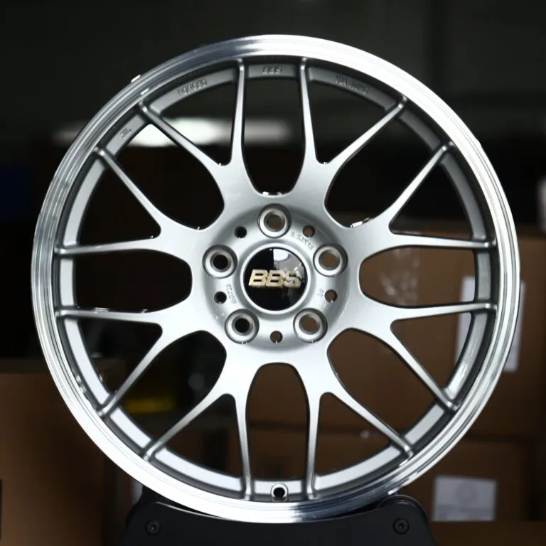 BBS-Style Bright Silver Y-Spoke Mesh Forged Wheels – Ford Mustang / Chevrolet Camaro, front view