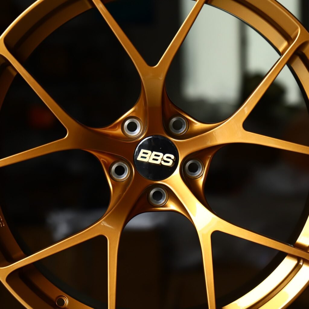 Lamborghini Urus wheels – Bronze 5 Y-Spoke (BBS-Style), lip and barrel detail
