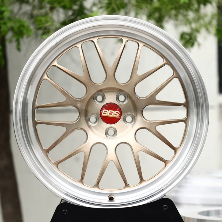 BMW M3 wheels – Champagne Gold Brushed Mesh Polished Deep Lip (BBS-Style), front view