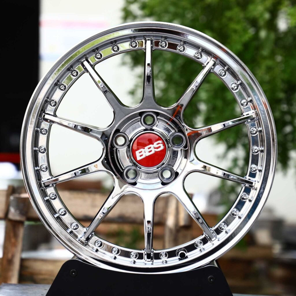 Lexus LS wheels – Chrome 10-Spoke Riveted Lip (BBS-Style), front view