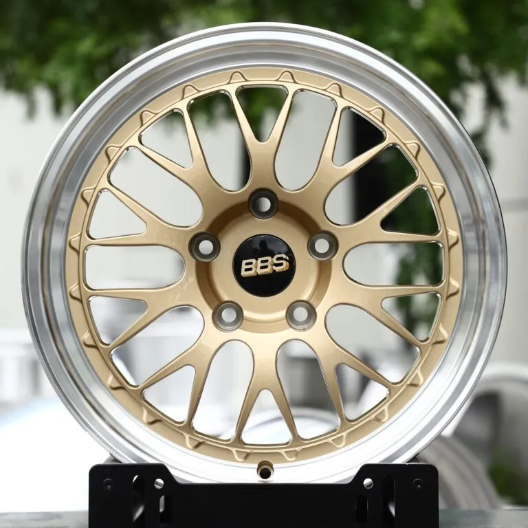Toyota Yaris wheels – Gold Mesh Polished Lip (BBS-Style), front view