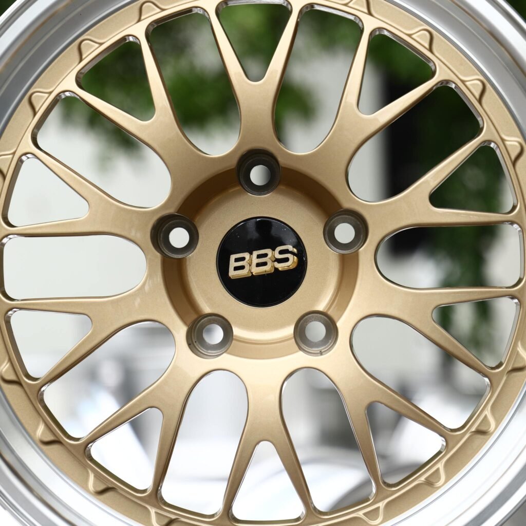 Mazda MX-5 Miata NA wheels – Gold Mesh Polished Lip (BBS-Style), lip and barrel detail