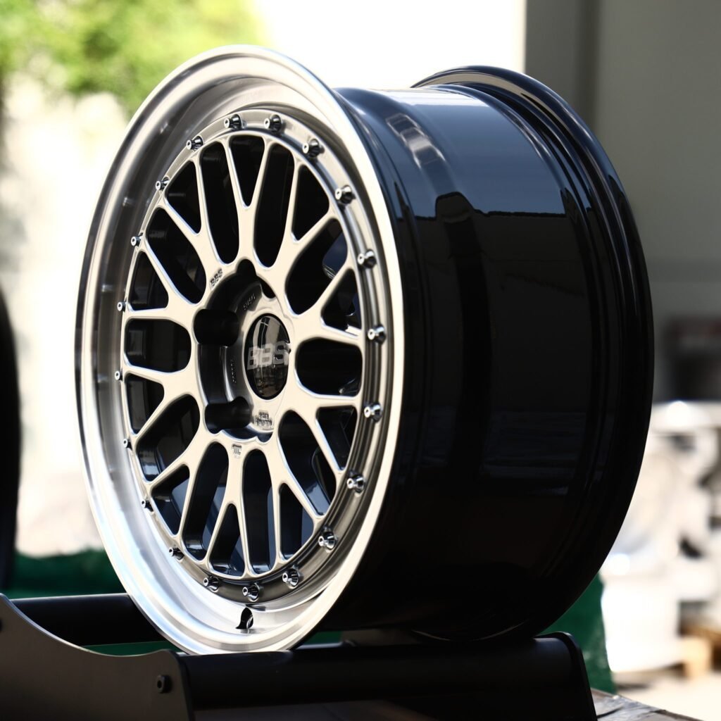BMW 3 Series wheels – Metallic Gray Mesh Riveted Polished Lip (BBS-Style), angled view