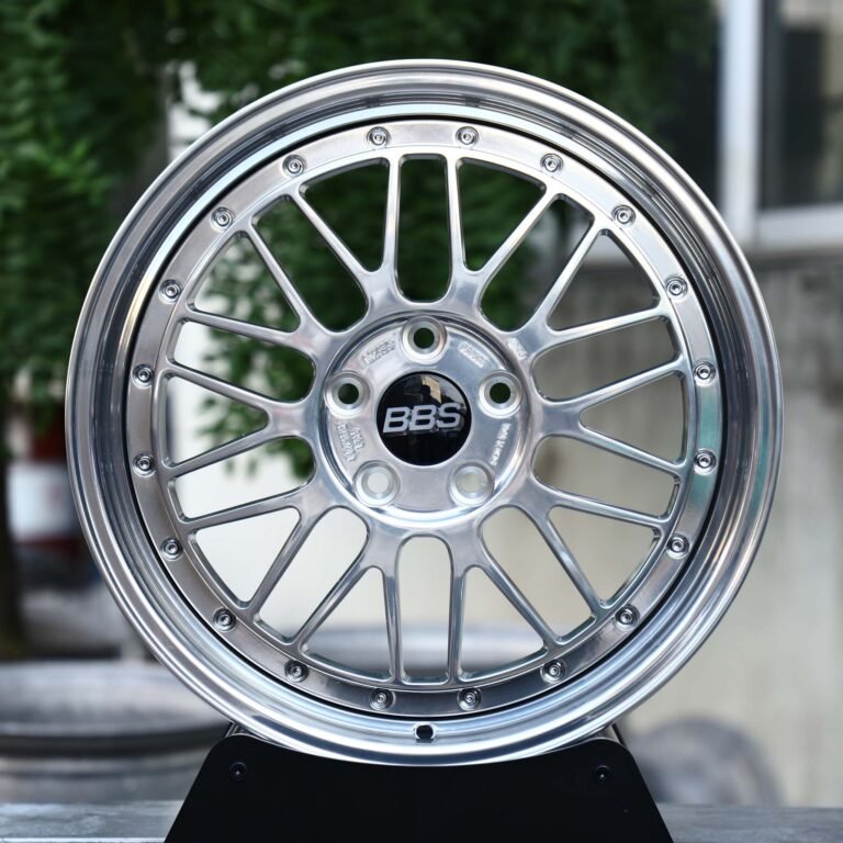 Audi R8 wheels – Silver LM-Style Cross-Spoke 2-Piece Polished Lip (BBS-Style), front view