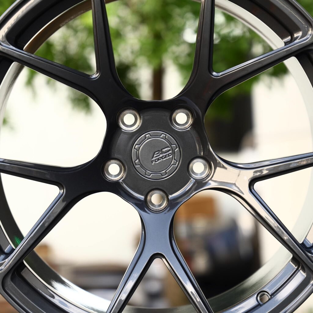 Toyota GR Supra wheels – Gunmetal 5 Y-Spoke (BC Forged-Style), lip and barrel detail